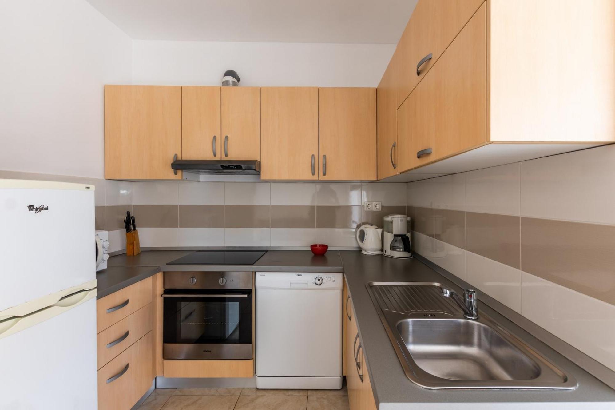Apartment Village נין מראה חיצוני תמונה