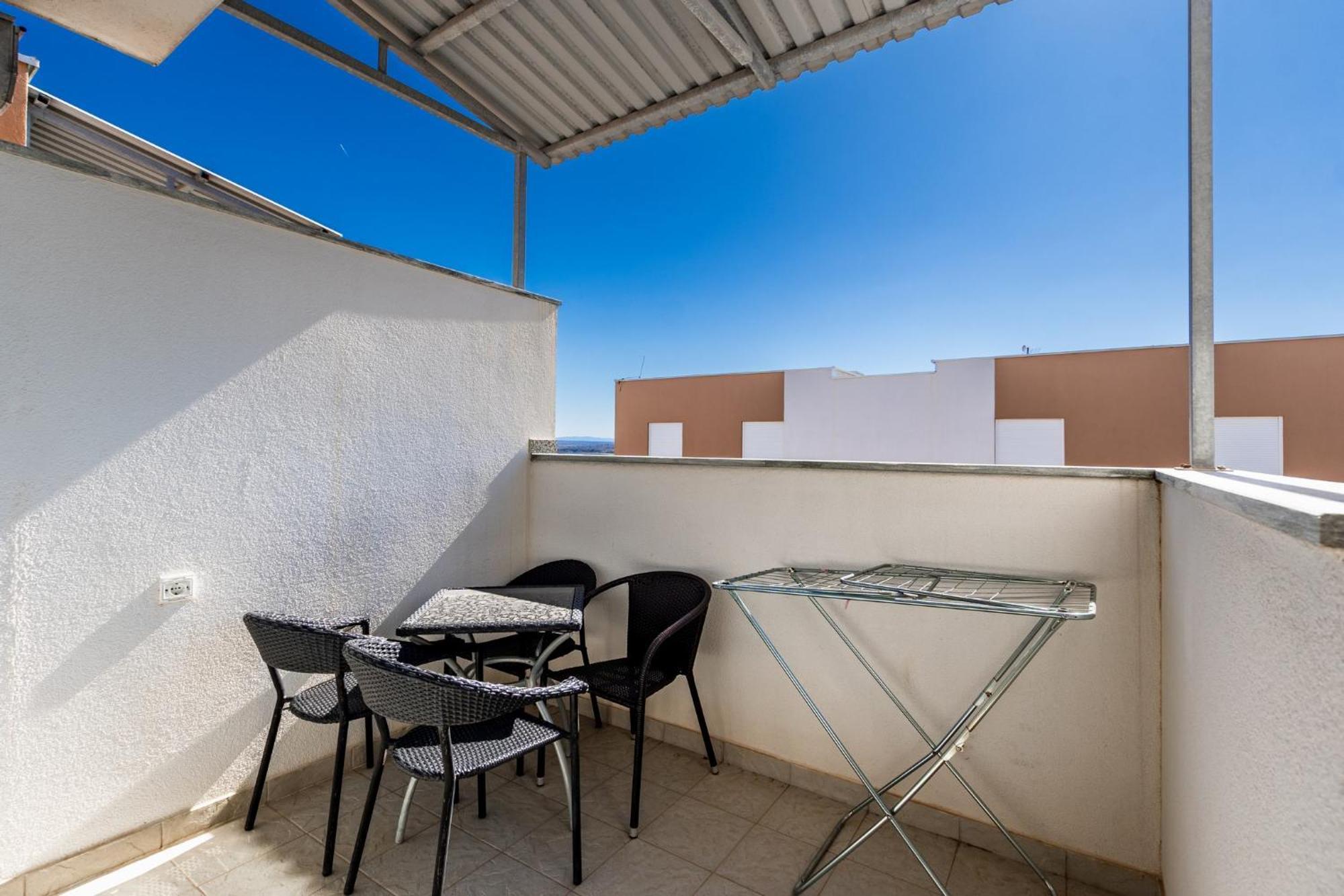 Apartment Village נין מראה חיצוני תמונה