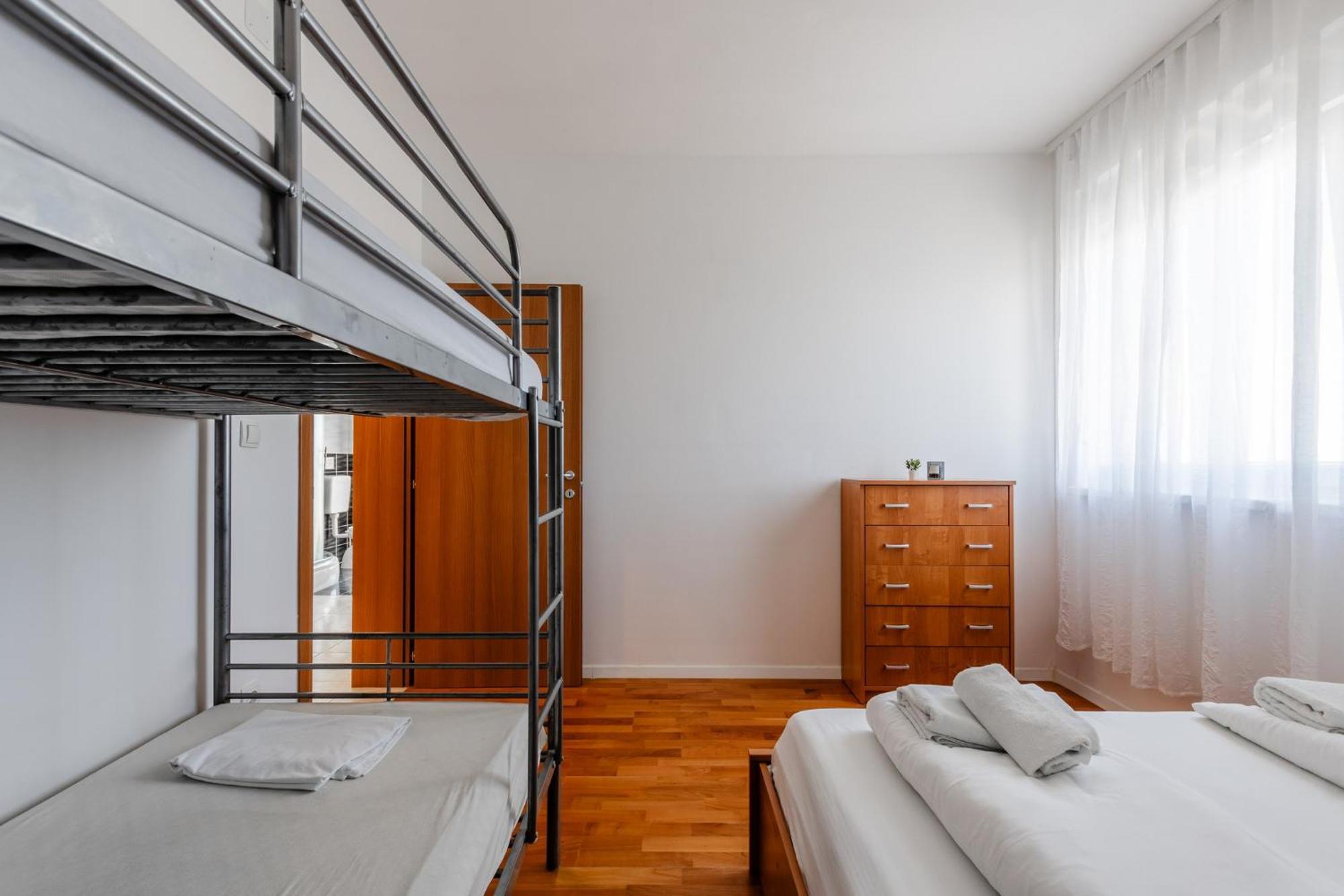 Apartment Village נין מראה חיצוני תמונה