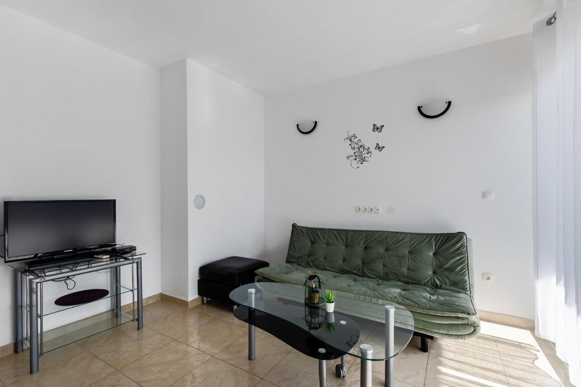Apartment Village נין מראה חיצוני תמונה